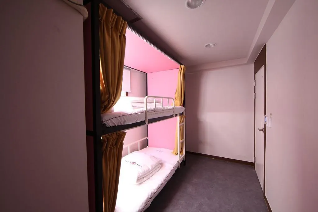 Calli Hostel Busan 0*,  South Korea